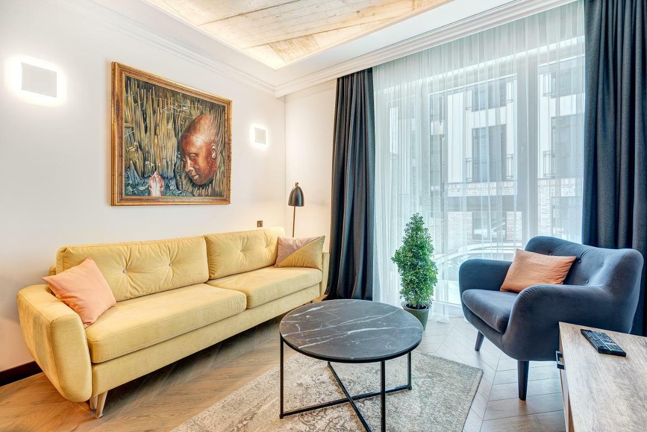 Happy Inn Presidential, Self Check-In, Parking In The Underground Garage VNO Eksteriør bilde