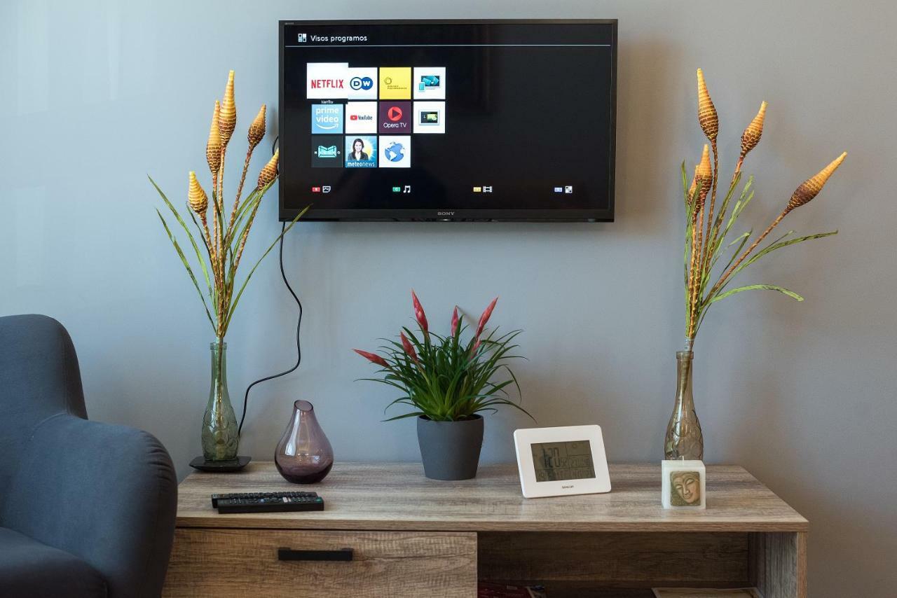 Happy Inn Presidential, Self Check-In, Parking In The Underground Garage VNO Eksteriør bilde