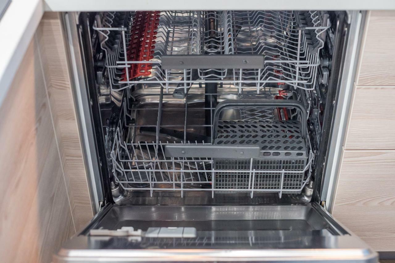 Happy Inn Presidential, Self Check-In, Parking In The Underground Garage VNO Eksteriør bilde